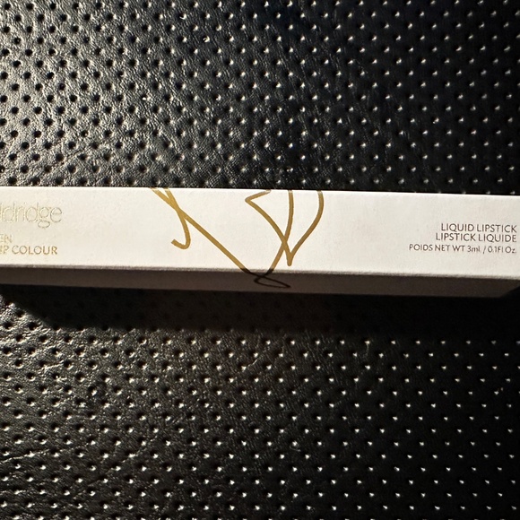 Rain VELVETEEN LIQUID LIP COLOUR - Picture 5 of 5